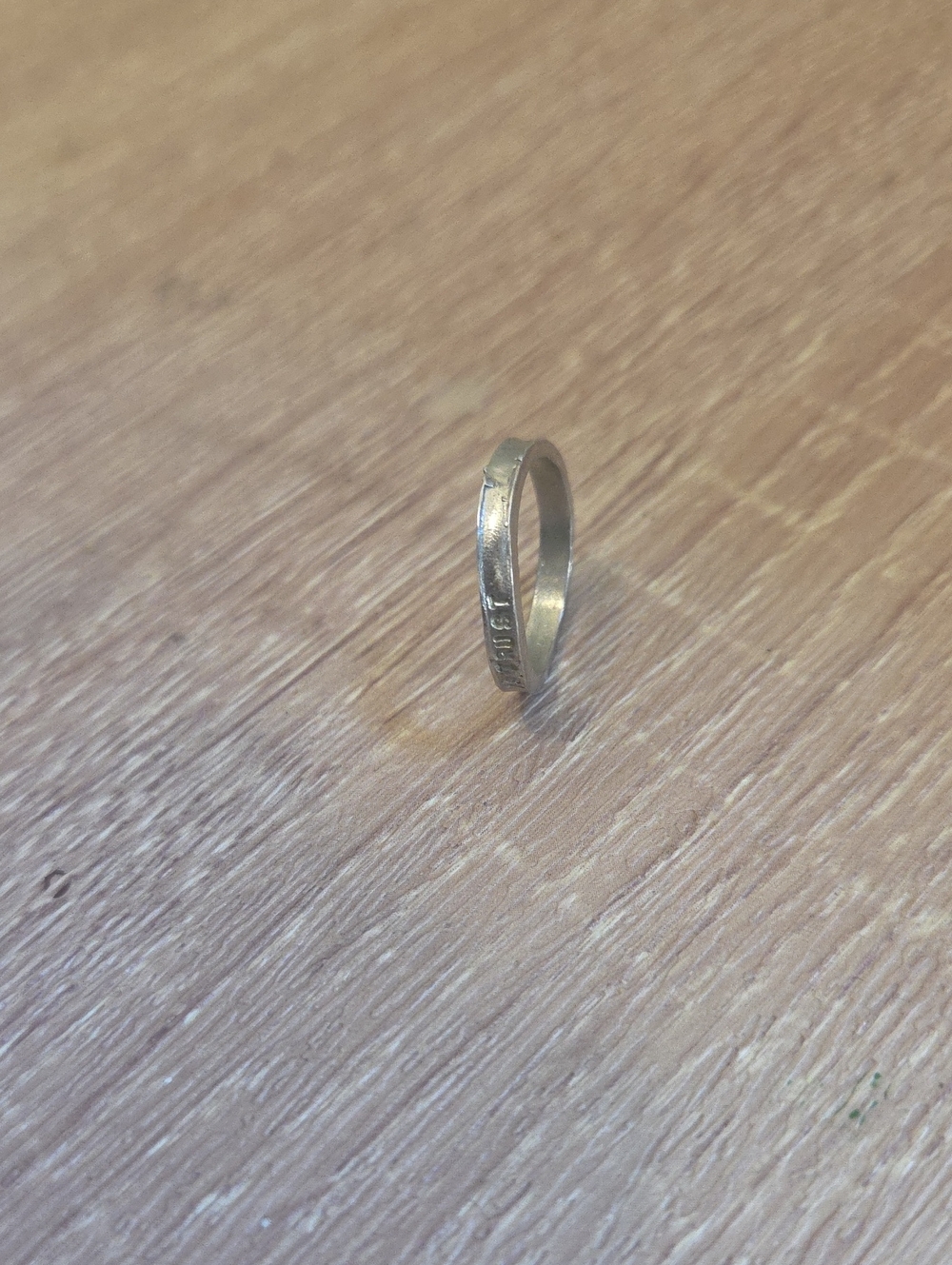 Silver ring - Picture 8 of 8